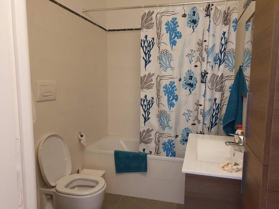 Apartamento Casa Di Clara San Bartolomeo Al Mare Exterior foto